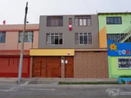 SE ALQUILAN CUARTOS AMOBLADOS Y SIN AMOBLAR FRENTE A PARQUE EN SAN MIGUEL