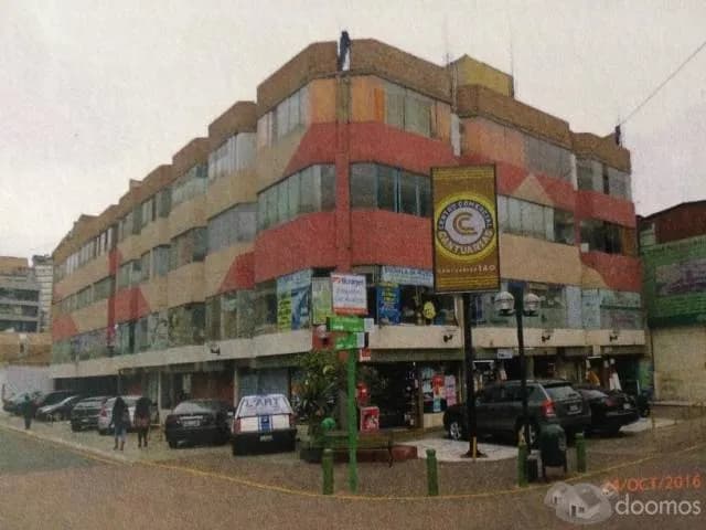 SE VENDE LOCAL COMERCIAL — foto 1