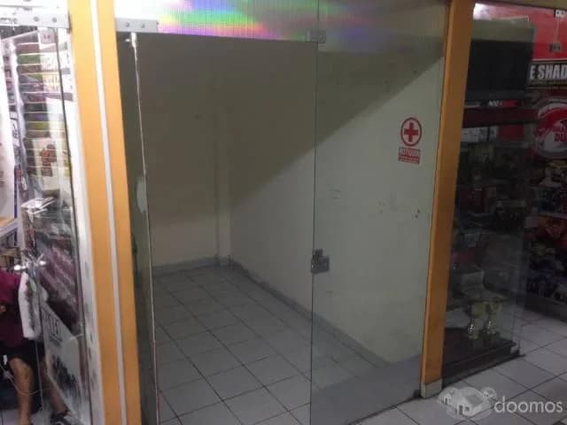 SE VENDE LOCAL COMERCIAL — foto 3
