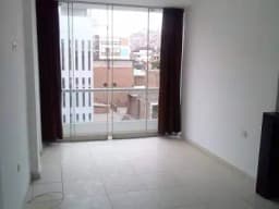 ALQUILO DEPARTAMENTO SURCO SERVICIOS AGUA Y LUZ INCLUIDO EN EL PRECIO LLAMAR AL CEL 993614808