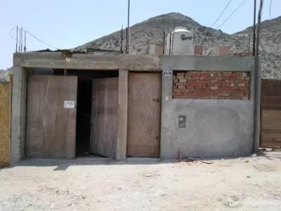 SE VENDE CASA EN MANCHAY BAJO