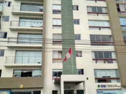 Departamento amplio, luminoso y en muy buena ubicación.