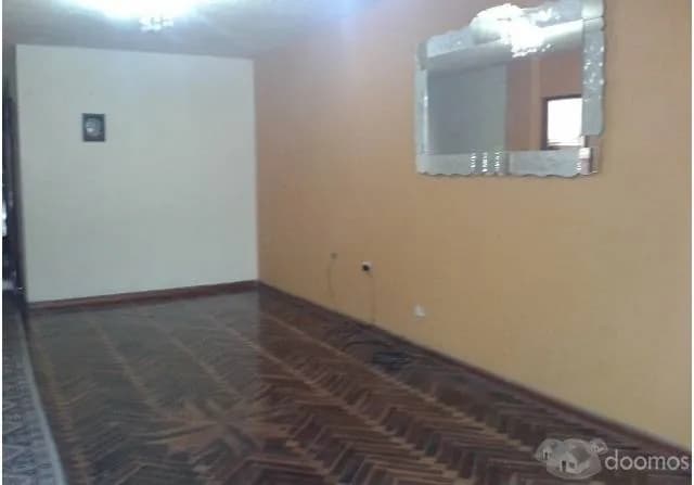 VENTA DE CASA EN LOS OLIVOS — foto 2