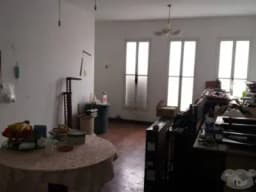 CASA COMO TERRENO EN LA MEJOR ZONA DE MIRAFLORES .