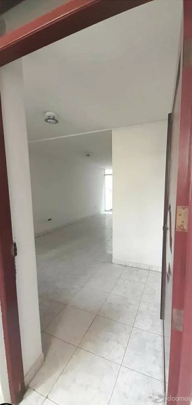 CASA EN VENTA PRIMER PISO - INDEPENDIENTE - GAS NATURAL — foto 1