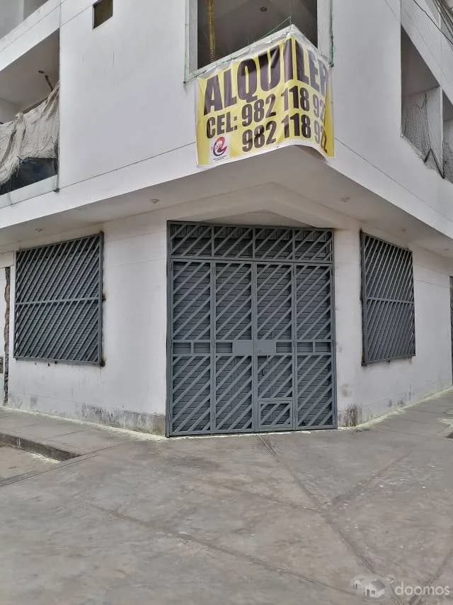 ALQUILER DE LOCAL COMERCIAL - ALMACÉN EN S.M.P. — foto 1