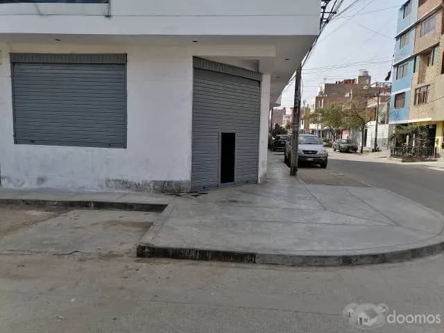 ALQUILER DE LOCAL COMERCIAL - ALMACÉN EN S.M.P. — foto 3