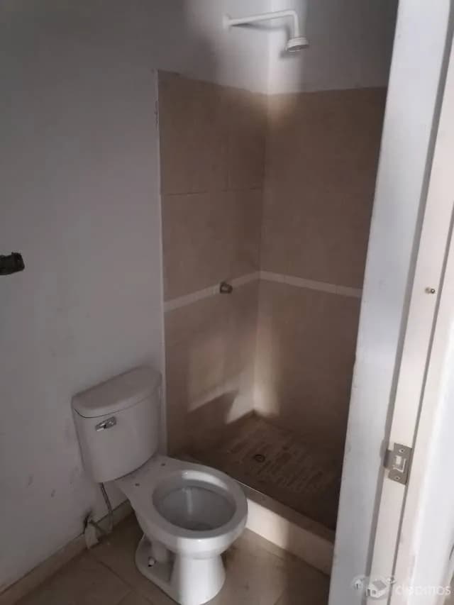ALQUILER DE LOCAL COMERCIAL - ALMACÉN EN S.M.P. — foto 7