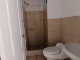 Departamento Bien iluminado y ventilado en  zona cerrada, segura con vigilancia y parque interno