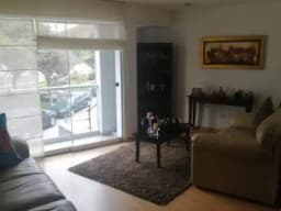 Vendo departamento duplex en zona residencial frente a parque privado.