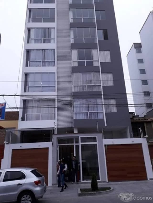 Lindo duplex en pleno corazón de Miraflores — foto 1