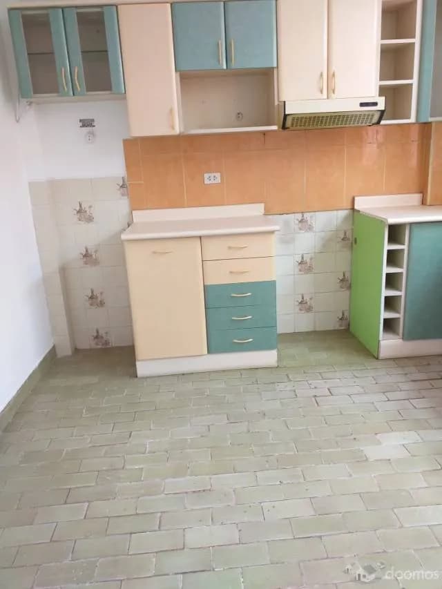 VENDO CASA EN TERCER MALECON PIMENTEL — foto 2