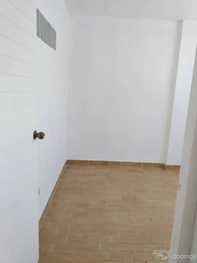 VENDO CASA EN TERCER MALECON PIMENTEL — foto 3