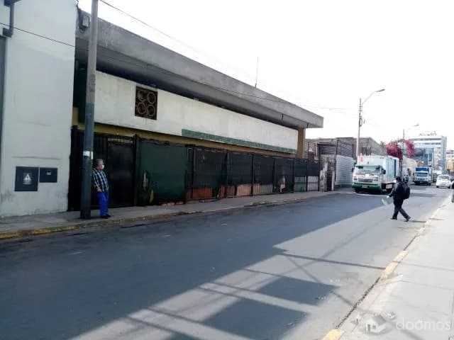 EN VENTA AMPLIO TERRENO DE 2850 M2 EN EL CENTRO DE LIMA — foto 7