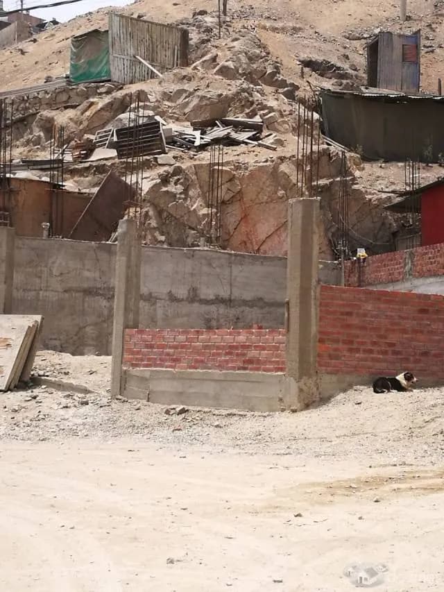 VENDO TERRENO SEMI CONSTRUIDO — foto 3