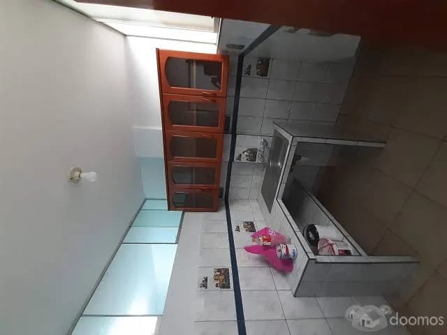 Alquilo departamento 1er o 3er piso — foto 2