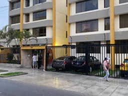 venta departamento 72 m2 3er piso 2 dormitorios y deposito en azotea de 4m2