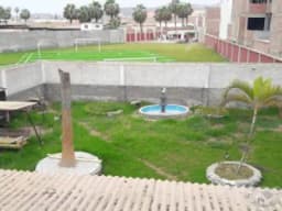 Casa - Terreno 900 m² (Precio negociable)