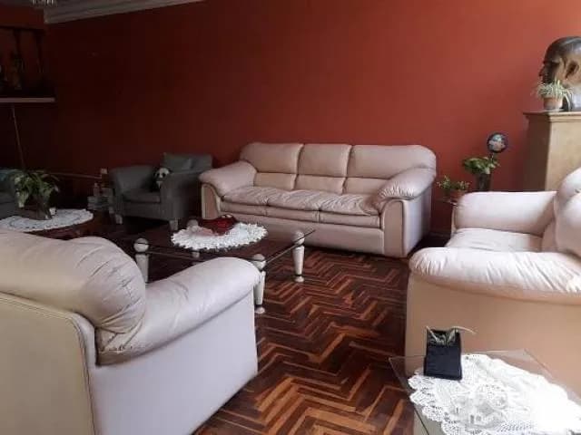 HERMOSA CASA EN SURCO  DE 300 M2 — foto 1