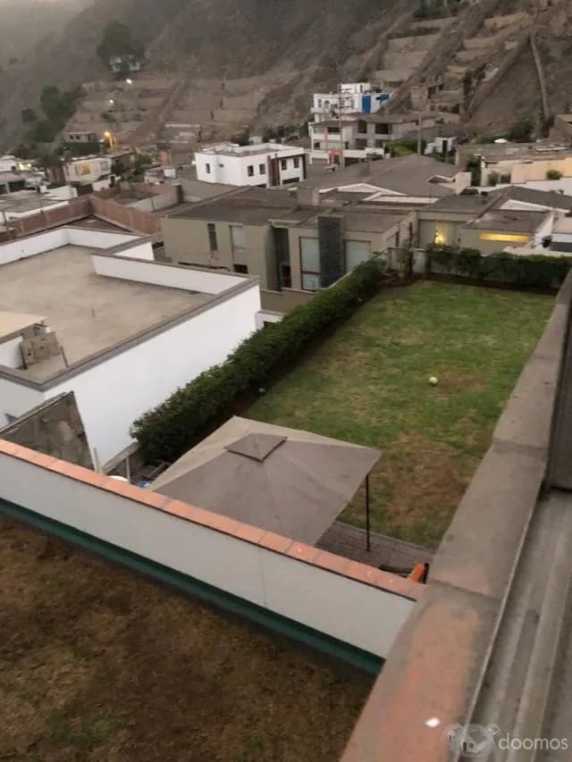 Moderna Casa con Acabados de Primera — foto 8
