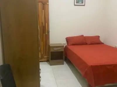ALQUILO HABITACIONES AMOBLADAS-965602443