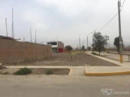 OCASIÓN Lote urbano en esquina 240m2 (12.6 x 20) c/parque a cinco(5) minutos de todo