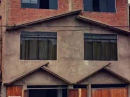 Venta de Casa con Área de Negocios, Minidepartamentos y Aires en SMP