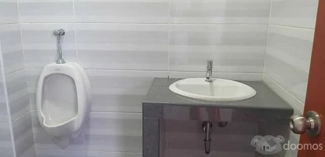 SE ALQUILA EDIFICIO DE 4 PISOS EN ESTRENO VILLA MARIA DEL TRIUNFO — foto 1