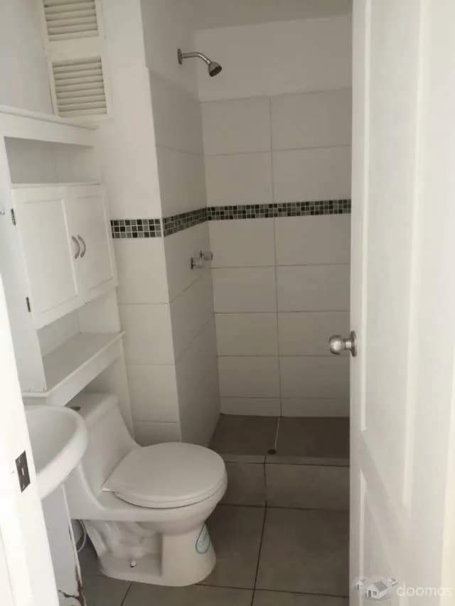 ALQUILO ACOGEDOR DEPARTAMENTO — foto 8