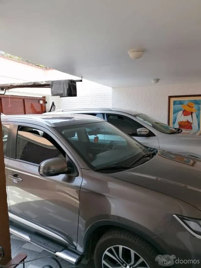 Venta de Hermosa Casa Totalmente Remodelada — foto 8