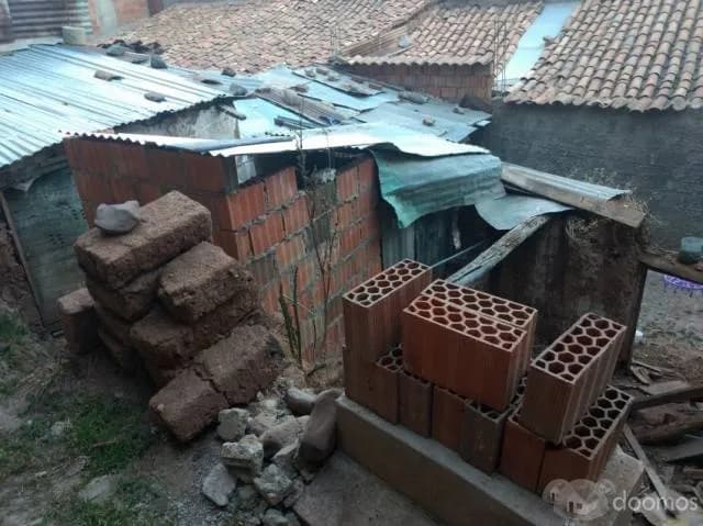 EN VENTA CASA COMO TERRENO EN CALLE LUCREPATA — foto 3