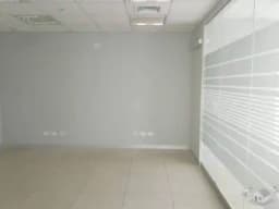Se vende moderna oficina de 304m2 en zona empresarial de Miraflores