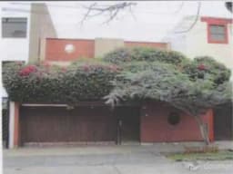 Oportunidad - Amplia Casa en la mejor zona de San Borja. A 1 min del trebol de Javier Prado, a 7 min del Centro Financiero de san Isidro