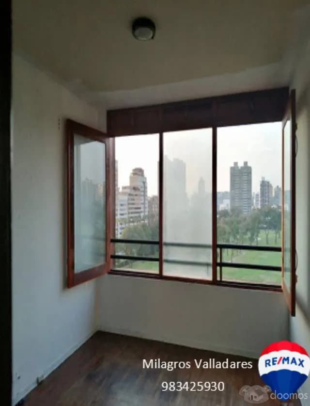 EXCLUSIVO DEPARTAMENTO EN EL GOLF (SAN ISIDRO) — foto 2
