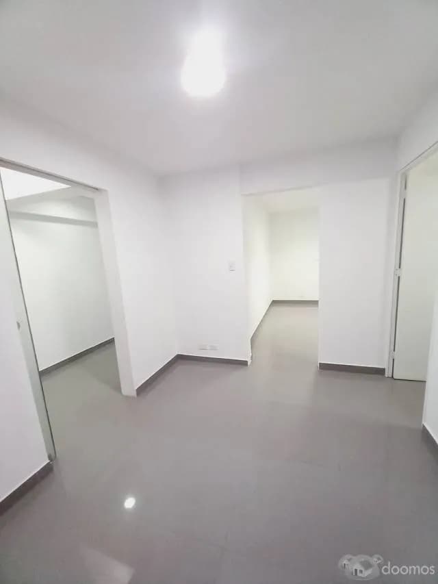 AQLUILER DE OFICINA O CONSULTORIO — foto 1