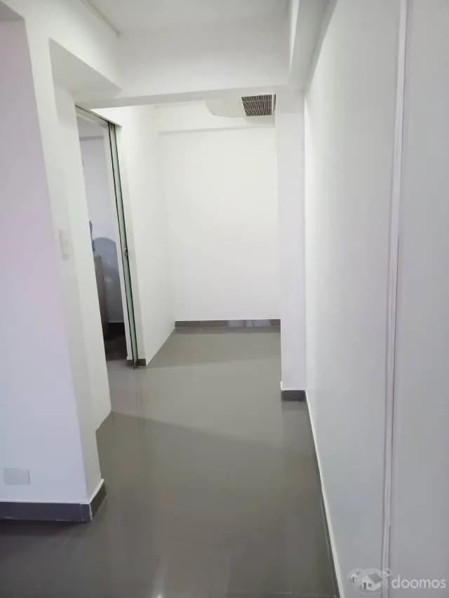 AQLUILER DE OFICINA O CONSULTORIO — foto 5