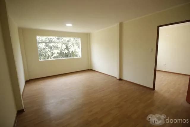 CASA EN VENTA EN LOS OLIVOS — foto 5