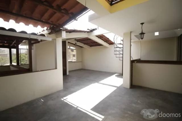 CASA EN VENTA EN LOS OLIVOS — foto 7