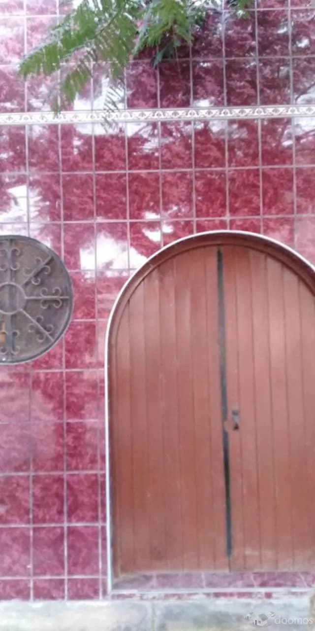 SE VENDE CASA DE 2 PISOS Y AZOTEA — foto 2