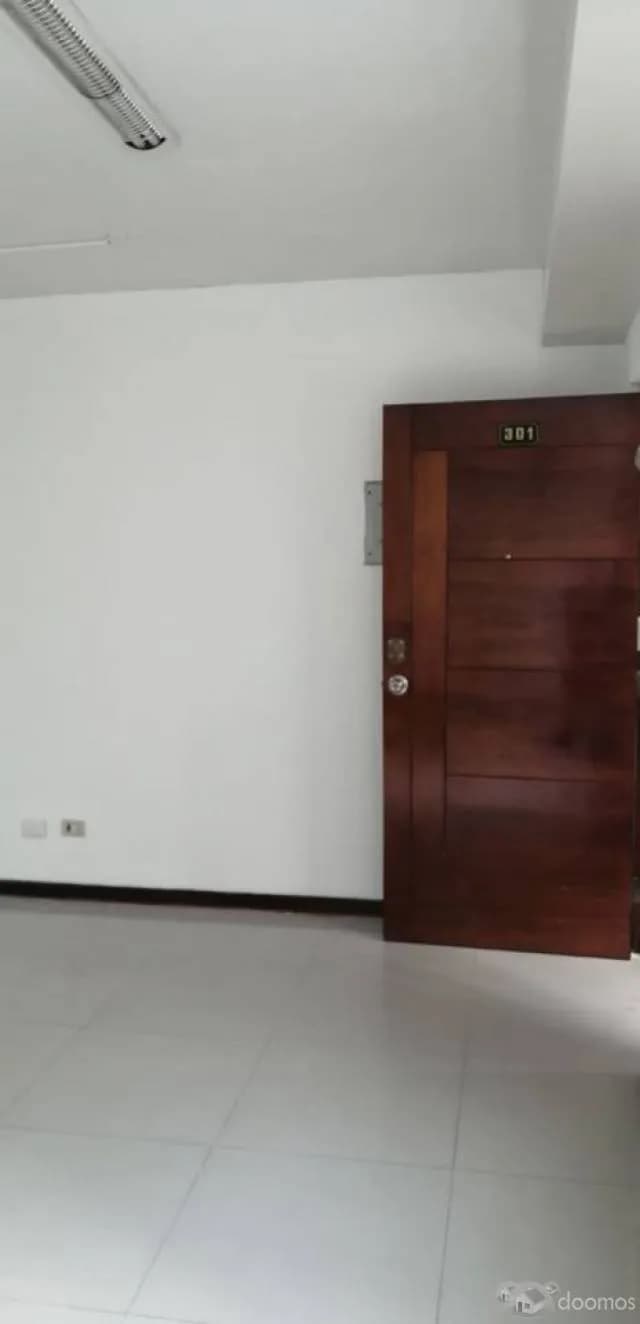 Alquilo Oficina o Consultorio en Jesús María — foto 7