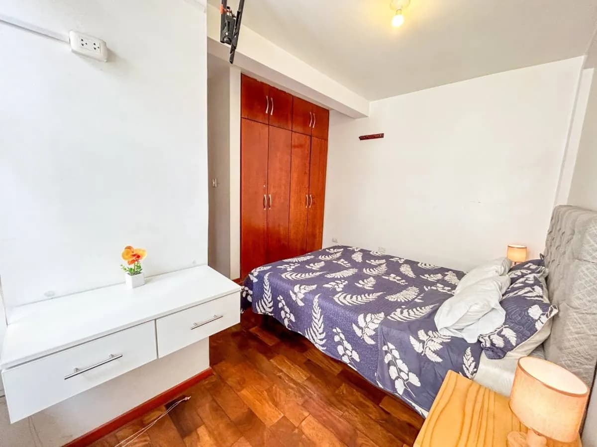 ALQUILO DEPARTAMENTO AMOBLADO EN JR. CENTENARIO - BREÑA — foto 4