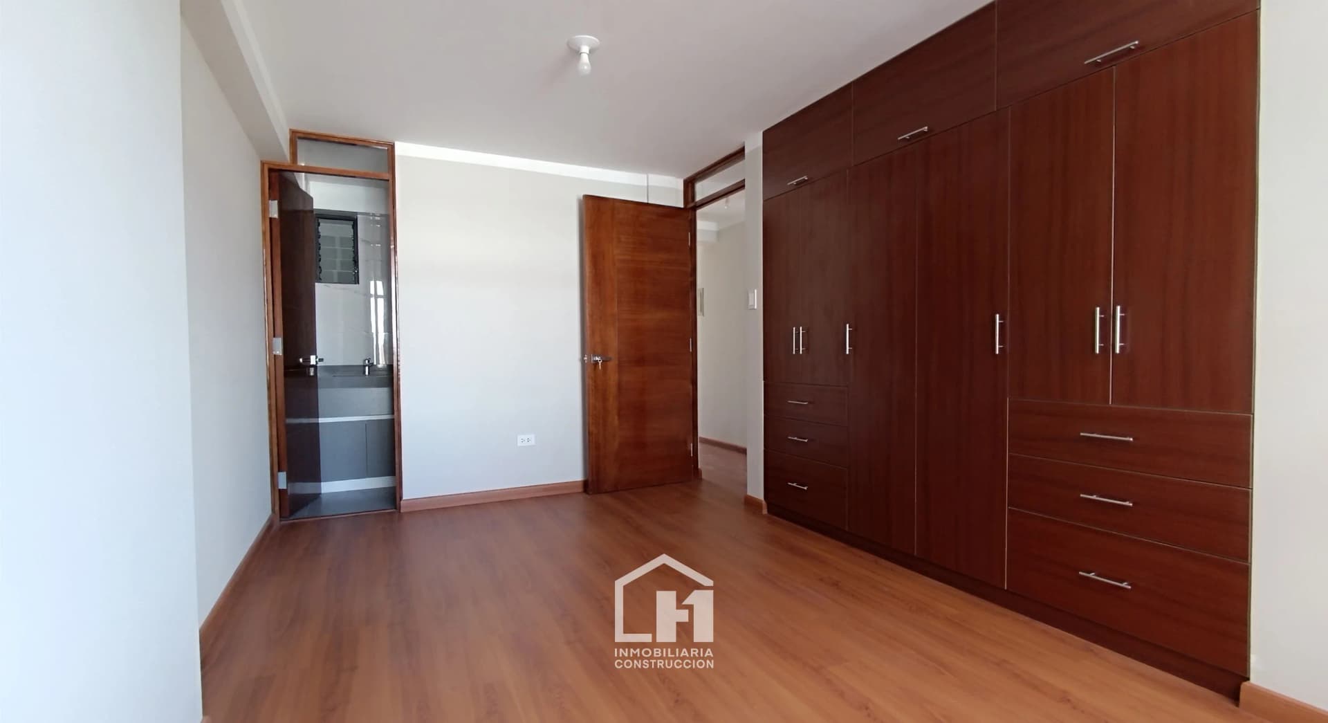 Venta de Departamento de 3 habitaciones en Ttio de ESTRENO — foto 9