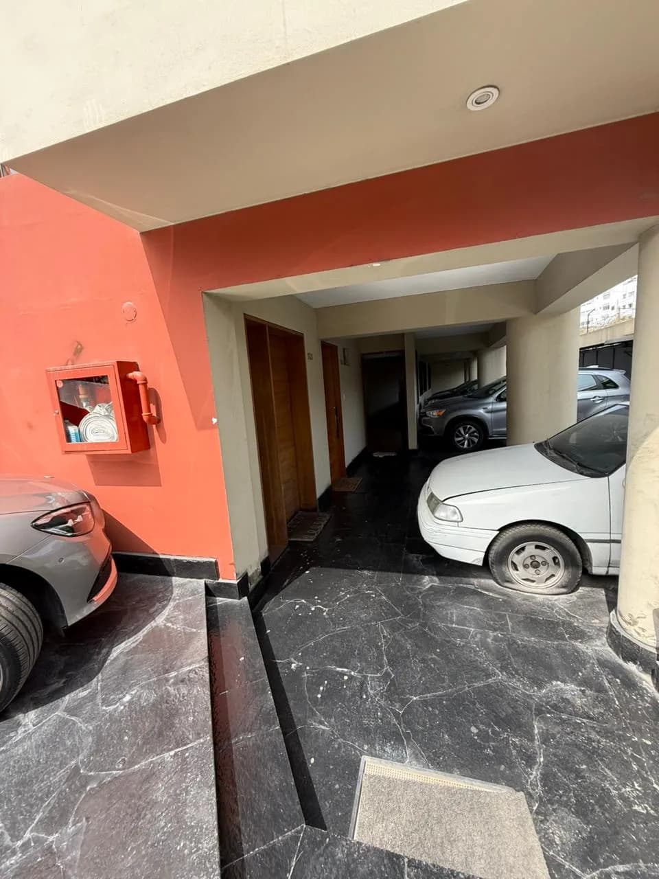 Amplio departamento en Primer piso — foto 10