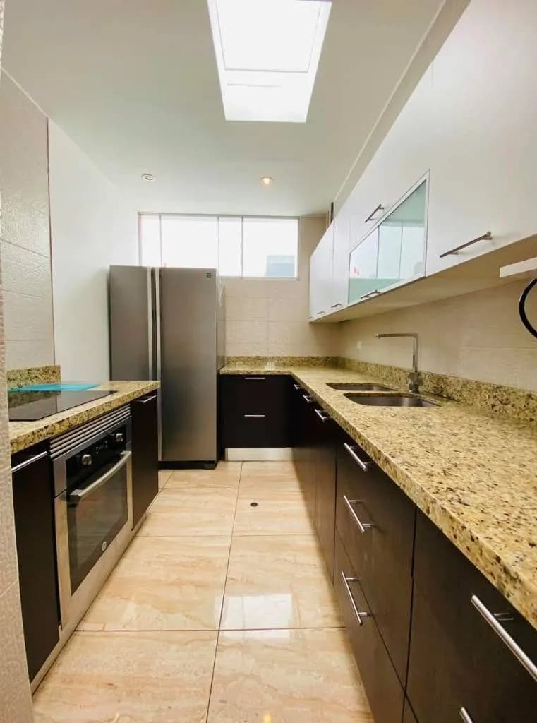HERMOSO DUPLEX . EN VENTA MIRAFLORES - CALLE GRAU — foto 14