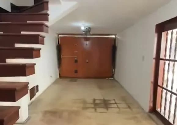 casa de 3 pisos con 5 habitaciones en chiclayo — foto 12
