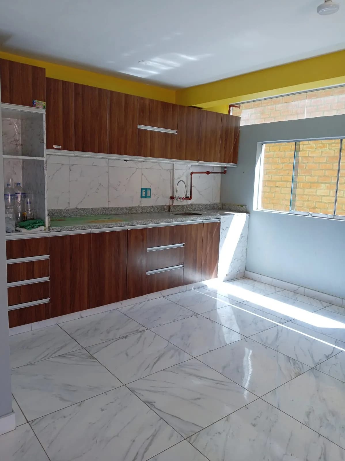 Alquilo departamento en Urb. La Capilla, — foto 1