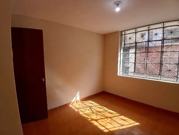 DEPARTAMENTO 1r. PISO - 3 DORMITORIOS  - COCHERA- LOS OLIVOS — foto 7