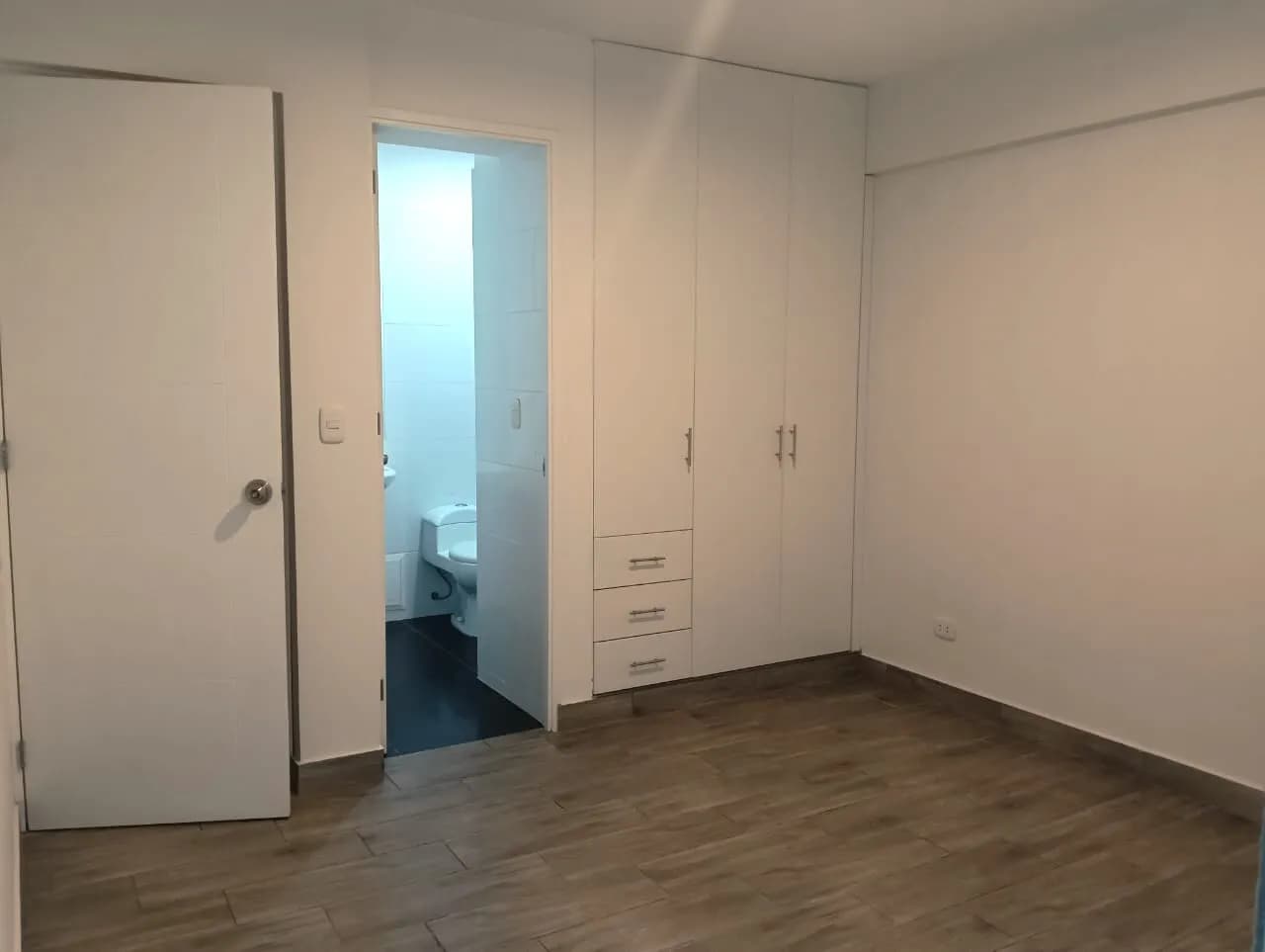 Venta Dpto. Estreno 3 Dorm. a Dos Cuadras del Malecón en San Bartolo — foto 9
