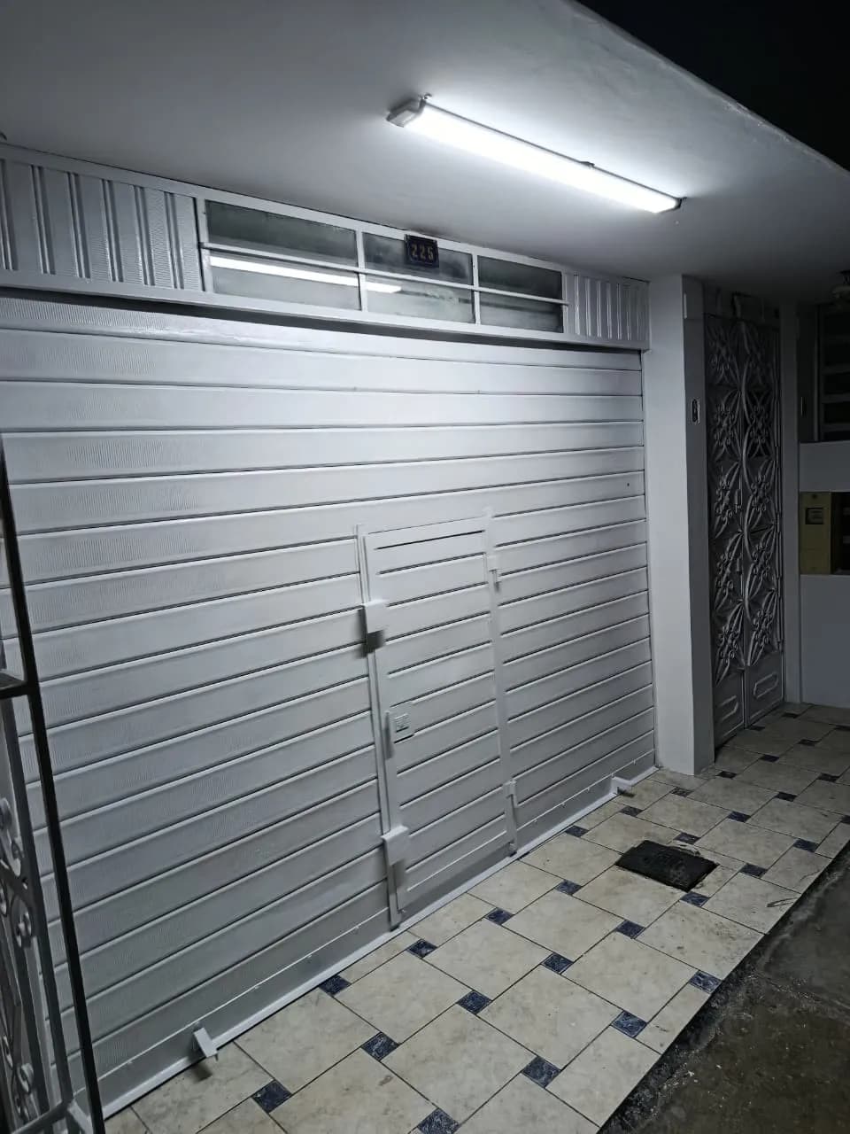 Local comercial primer piso puerta a la calle — foto 8