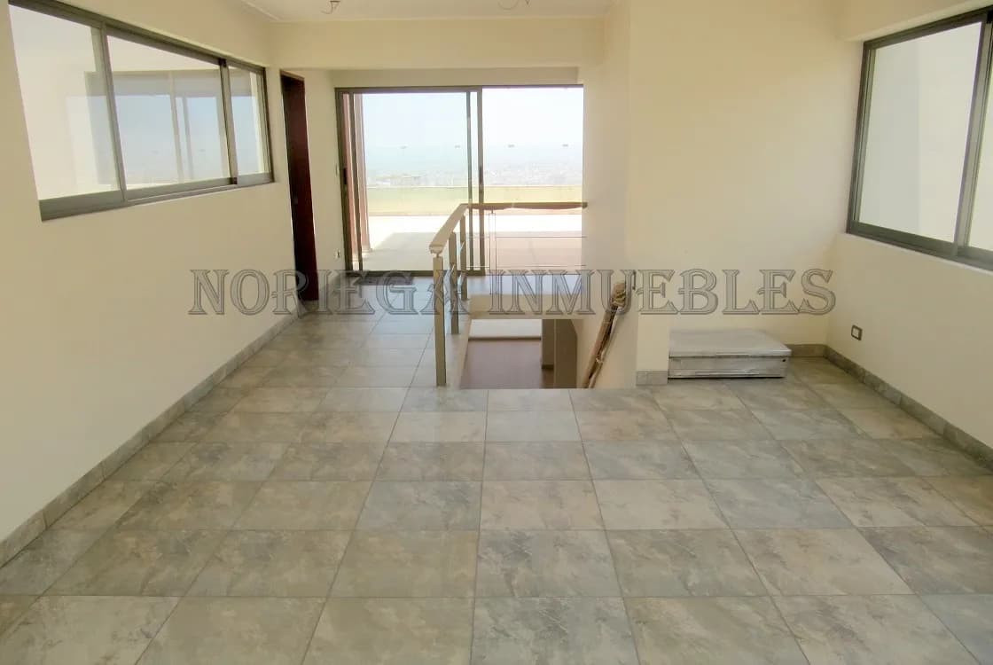 Duplex Casuarinas AO:423 m2, + 3 Cocheras + Depósito US$ 525,000.- — foto 12